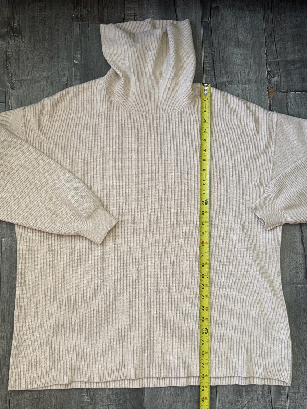 Free People Oversized Ribbed Turtleneck Sweater Oatmeal Beige Size L - Picture 3 of 12